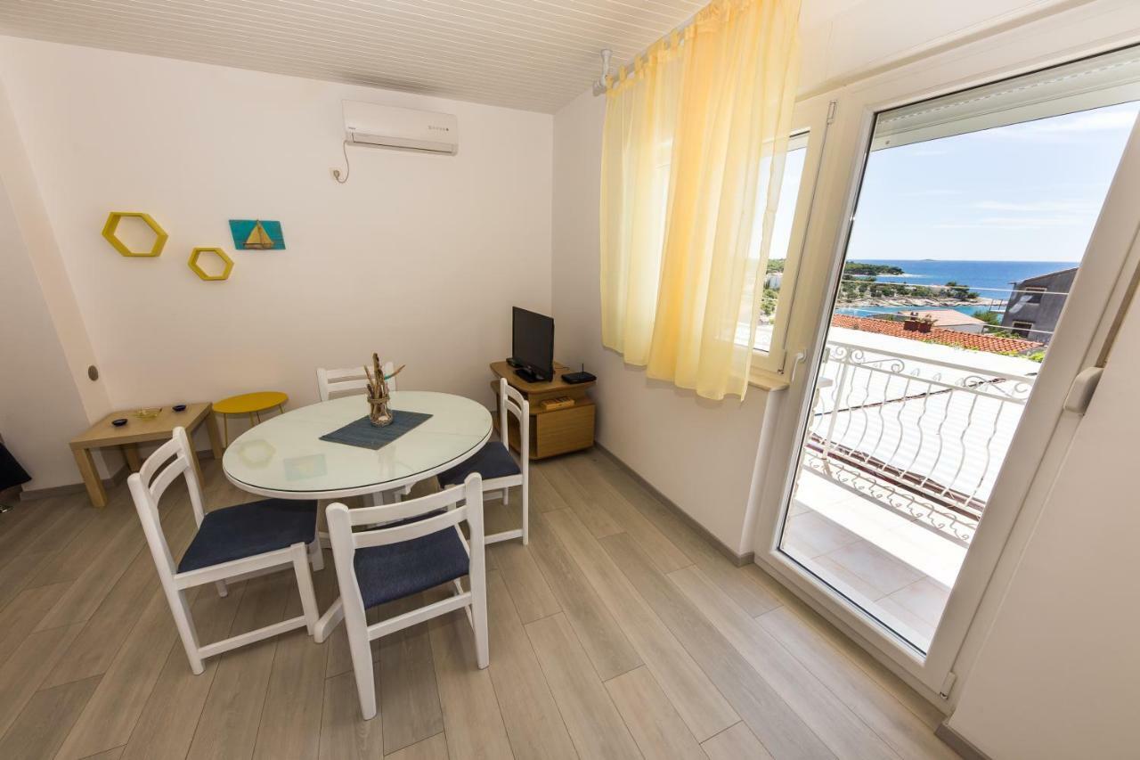 פרימוסטן Apartments Sunset Dolac מראה חיצוני תמונה
